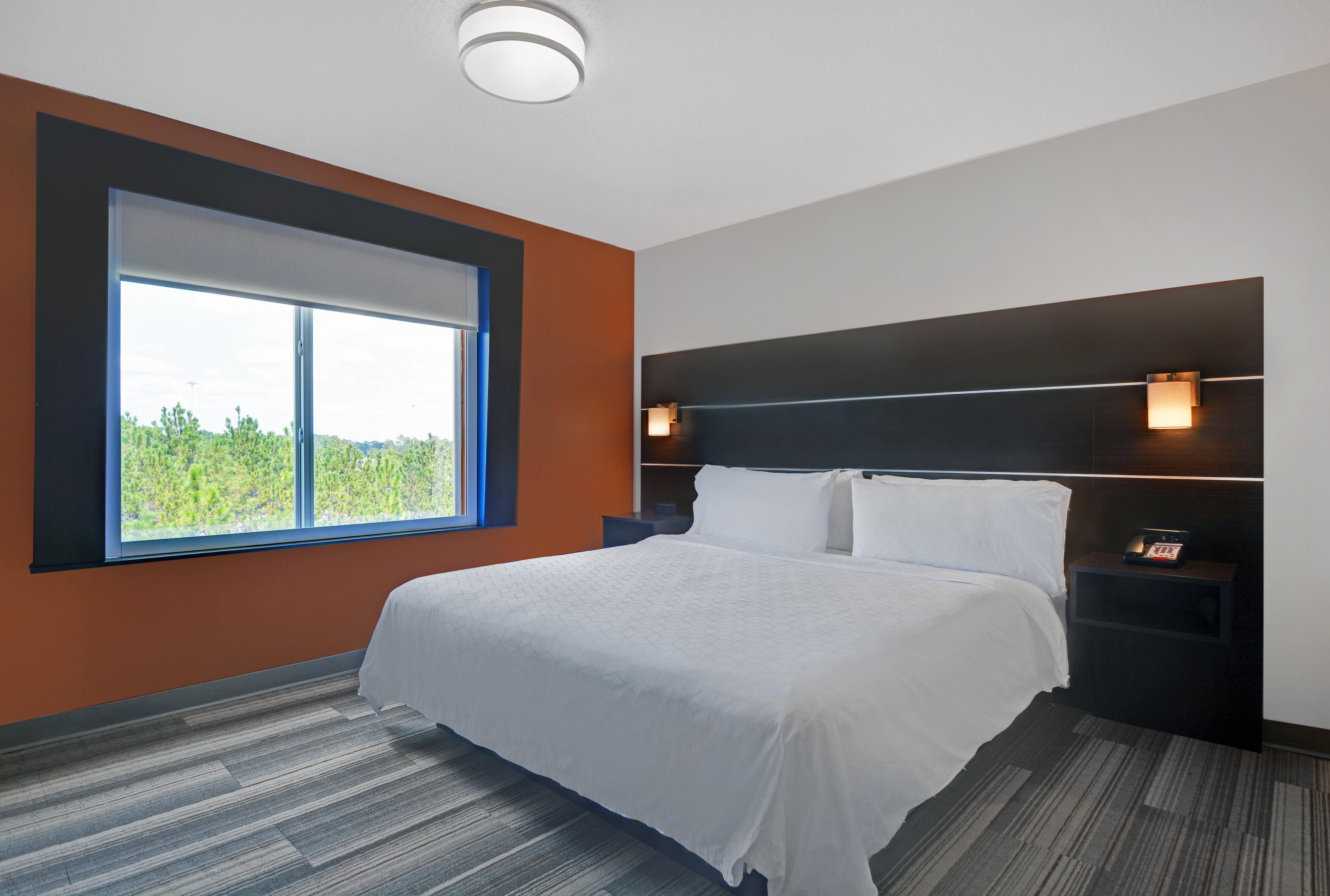 Holiday Inn Express Atmore By Ihg Exterior photo